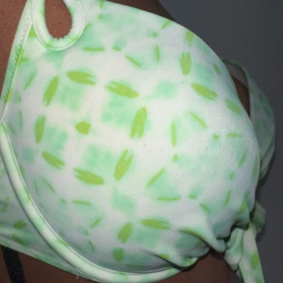 Victoria's Secret Bombshell Push Up Underwire +2 Cup Sizes Bikini Top Neon 34D - Picture 7 of 9